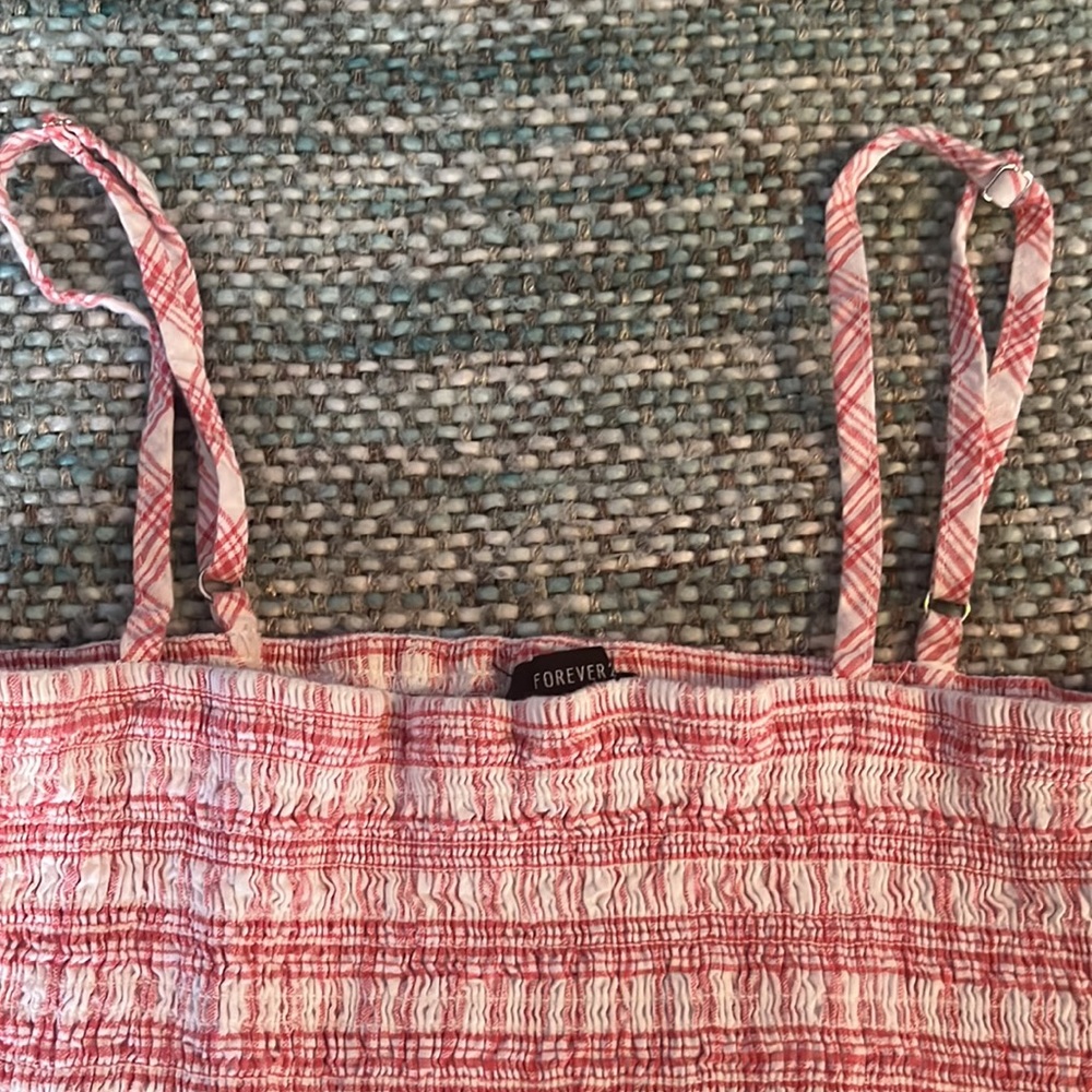 Crop Tank - Picture 2 of 4